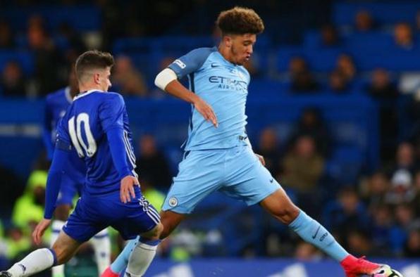  曼城青训小将破门，瓜迪奥拉盛赞未来可期  